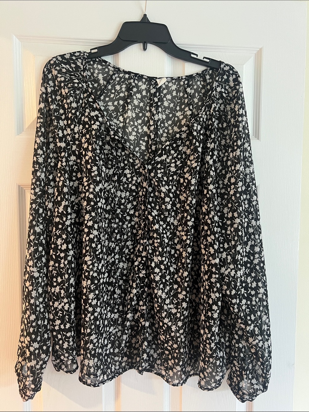 Old Navy Black and White Floral Sheer Long-Sleeve Blouse